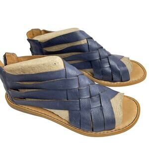 Born women’s Iwa woven Sandals size 8 Blue Leather Gladiator